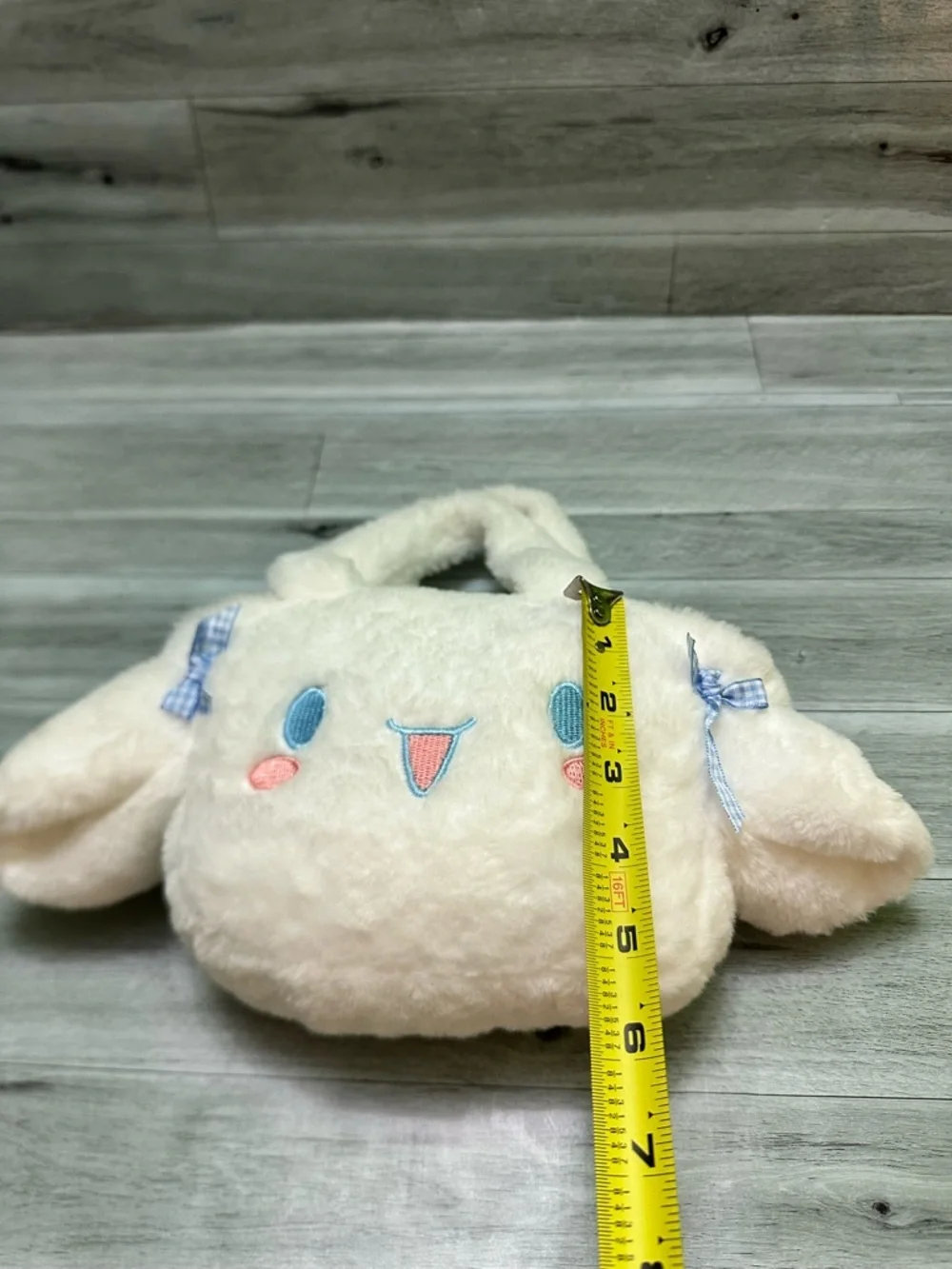 Sanrio  Cinnamonroll white  Plush Bunny Handbag with Bow Accent